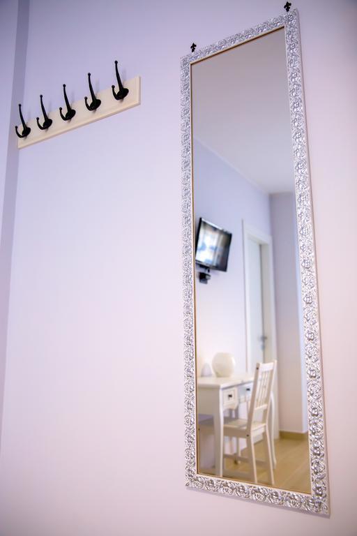 Gleda Rooms In The Square ปอมเปอี ห้อง รูปภาพ