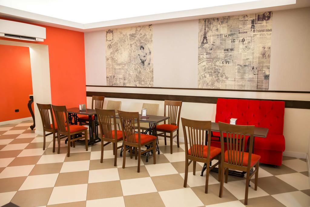 Gleda Rooms In The Square ปอมเปอี ภายนอก รูปภาพ